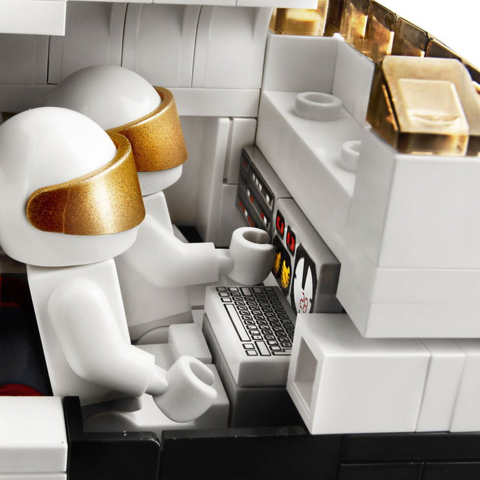 LEGO [Advanced models] - Shuttle Adventure Building Set - Space Series (10213)