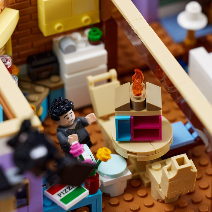 LEGO [Icons] - The Friends Apartments Building Set - Friends Series (10292)