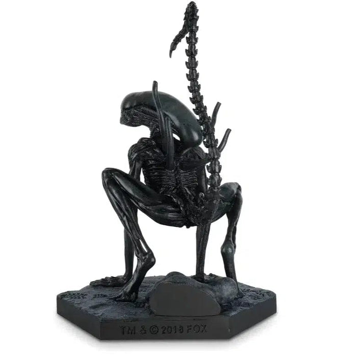 Alien: Covenant - Xenomorph Statue Figure (11.8") - Eaglemoss - The Alien & Predator Figurine Collection Series