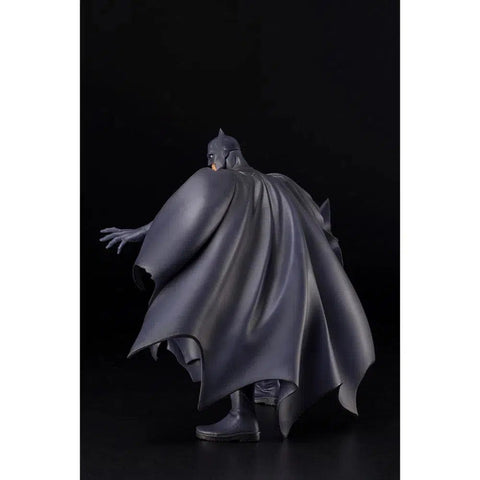 DC Comics [Batman: Hush] - Batman Statue Figure (1:6 Scale) - Kotobukiya - ArtFX Series