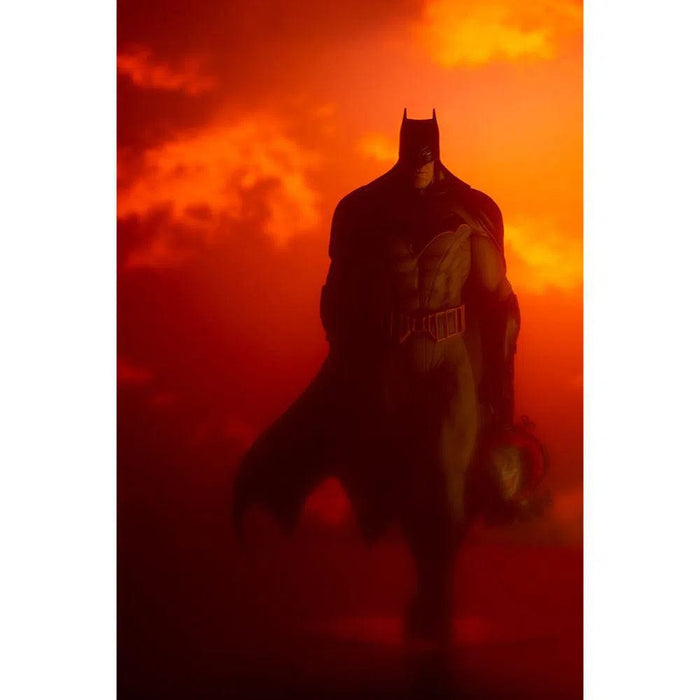 DC Comics [Batman: Last Knight on Earth] - Batman Statue Figure (11.8") - Kotobukiya - ArtFX Series