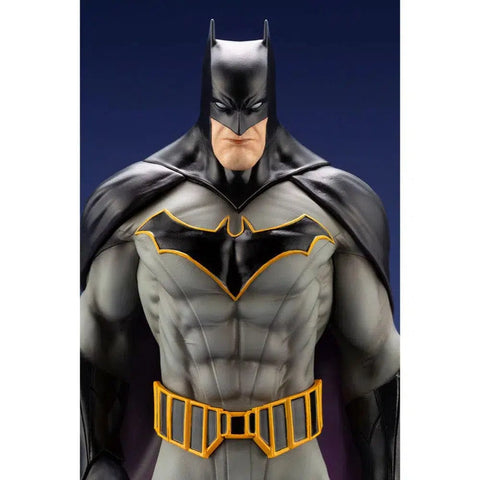 DC Comics [Batman: Last Knight on Earth] - Batman Statue Figure (11.8