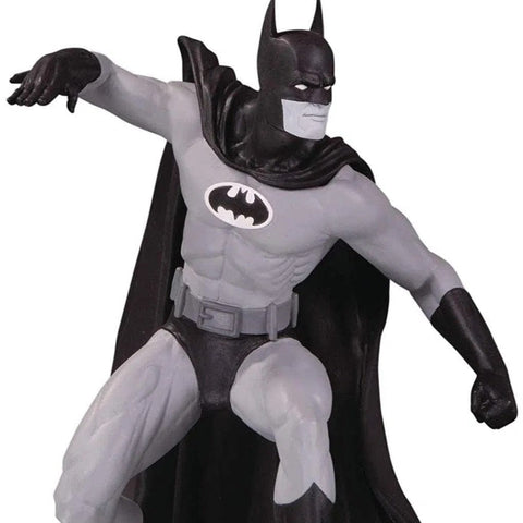 DC Comics - Black & White Gene Colan Batman Statue Figure (6.61