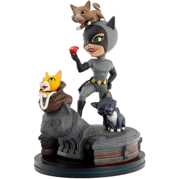 DC Comics - Catwoman Q-Fig Elite Diorama Figure (4.5") - Quantum Mechanix (QMx) - (2020)