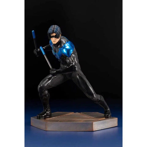 DC Comics [Titans] - Nightwing Figure (1:6 Scale) - Kotobukiya - ArtFX Series