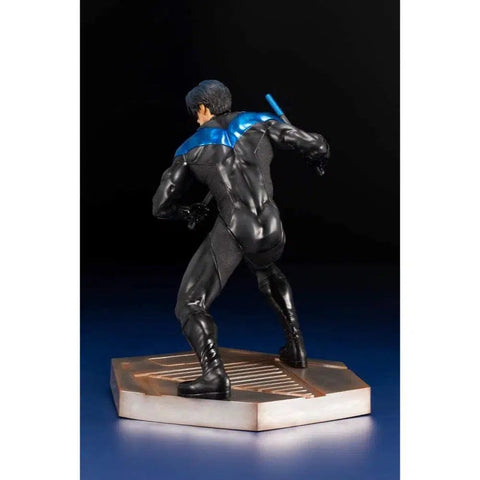 DC Comics [Titans] - Nightwing Figure (1:6 Scale) - Kotobukiya - ArtFX Series