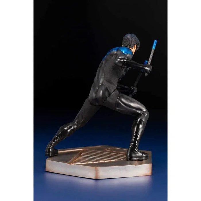 DC Comics [Titans] - Nightwing Figure (1:6 Scale) - Kotobukiya - ArtFX Series