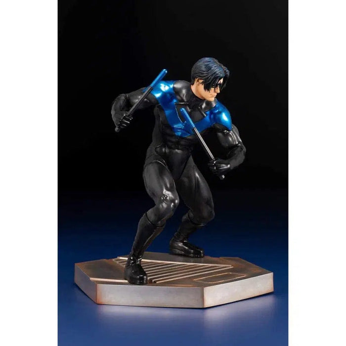 DC Comics [Titans] - Nightwing Figure (1:6 Scale) - Kotobukiya - ArtFX Series