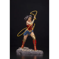 DC Comics [Wonder Woman 1984] - Gal Gadot Wonder Woman with Lasso of Truth St...- Image 5