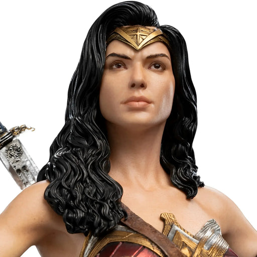 DC Comics [Zack Snyder's Justice League] - Wonder Woman Statue Figure (1:6 Scale, Limited Edition: 1 in 500) - Weta Workshop - Classic Trinity Series