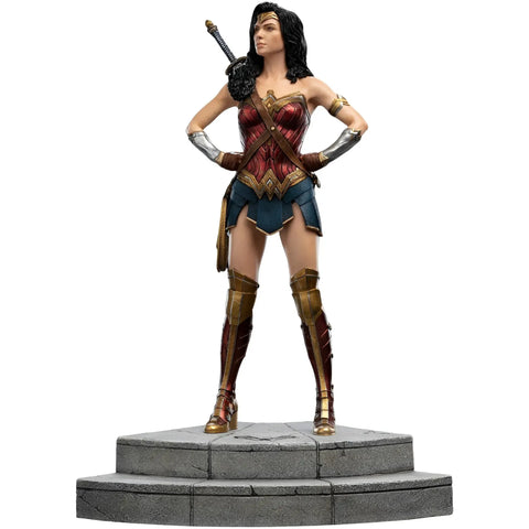 DC Comics [Zack Snyder's Justice League] - Wonder Woman Statue Figure (1:6 Scale, Limited Edition: 1 in 500) - Weta Workshop - Classic Trinity Series