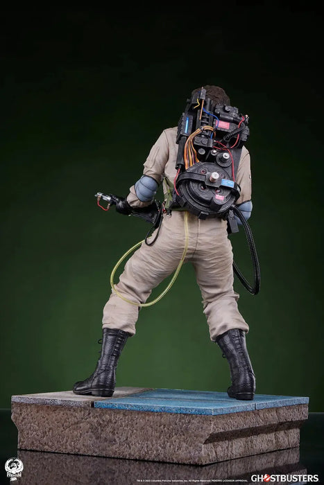 Ghostbusters - Egon Spengler Quarter Scale Statue (19") - PCS