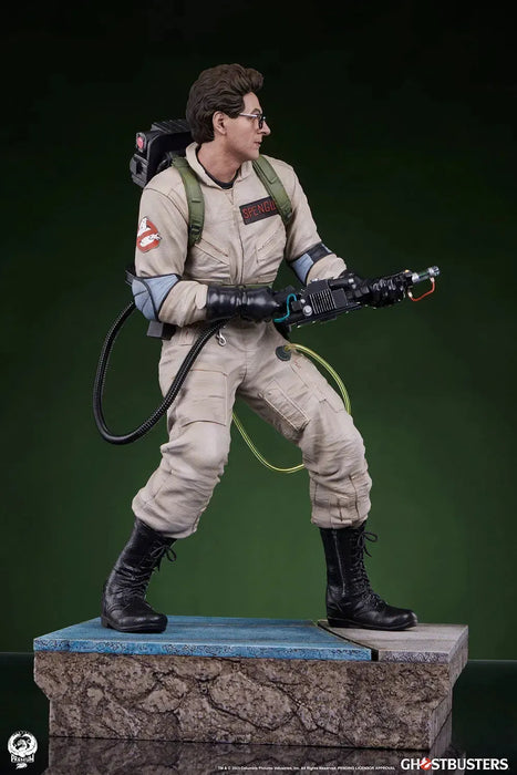 Ghostbusters - Egon Spengler Quarter Scale Statue (19") - PCS