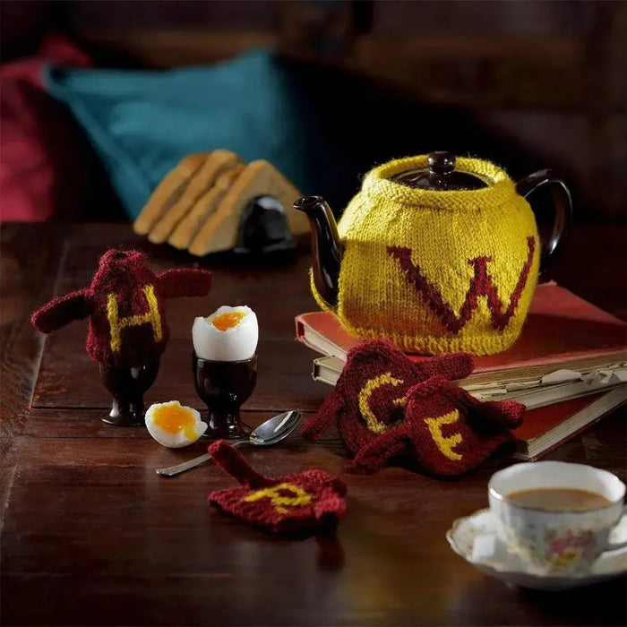 Harry Potter - Tea Cosy & Egg Cosy Knitting Kit (Intermediate Difficulty) - Eaglemoss - Hero Collector Series