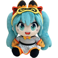 Hatsune Miku x Garfield - Sitting Hatsune Miku in Garfield Outfit Plush (11.5") - Youtooz - (2024)