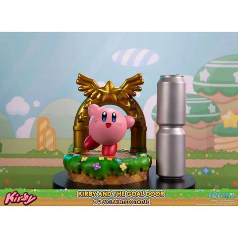 Kirby - Celebrating Kirby at the Goal Door Figure (9