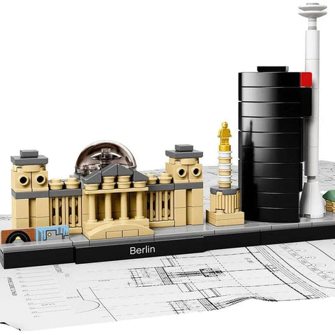 LEGO [Architecture] - Berlin Building Set - Skylines Series (21027)