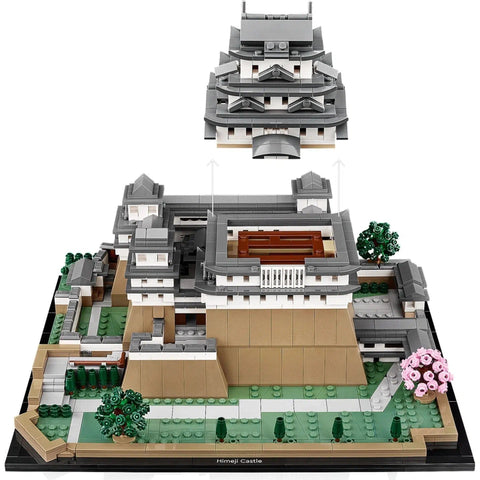 LEGO [Architecture] - Himeji Castle Building Set - Landmark Series (21060)
