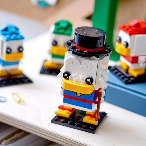 LEGO [BrickHeadz] - Scrooge McDuck, Huey, Dewey & Louie Building Set - DC Comics Super Heroes Series (40477)