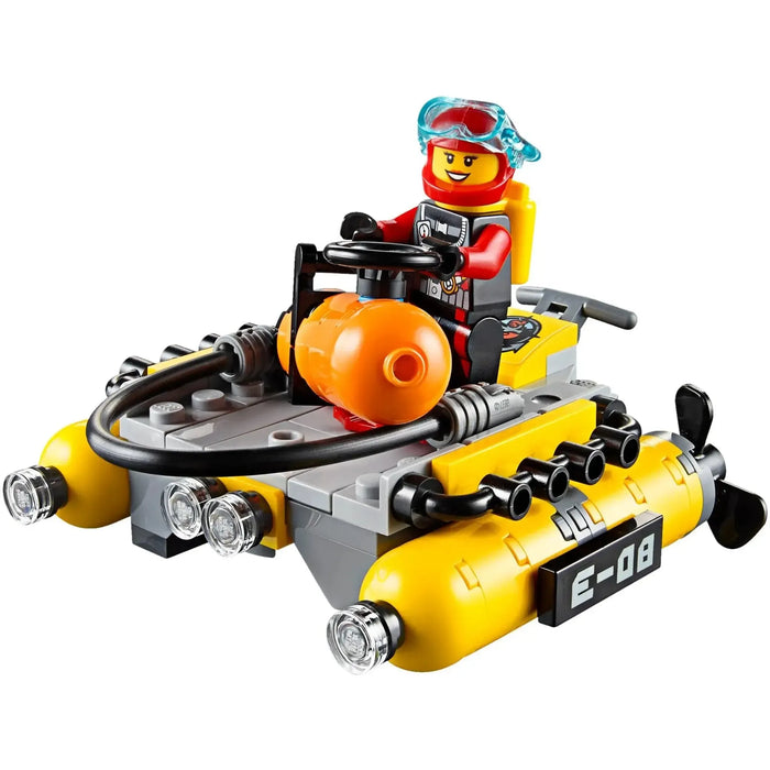 LEGO [City] - Deep Sea Operation Base Building Set - Deep Sea Explorers Series (60096)