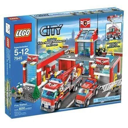 LEGO [City] - Fire Station Building Set (7945)