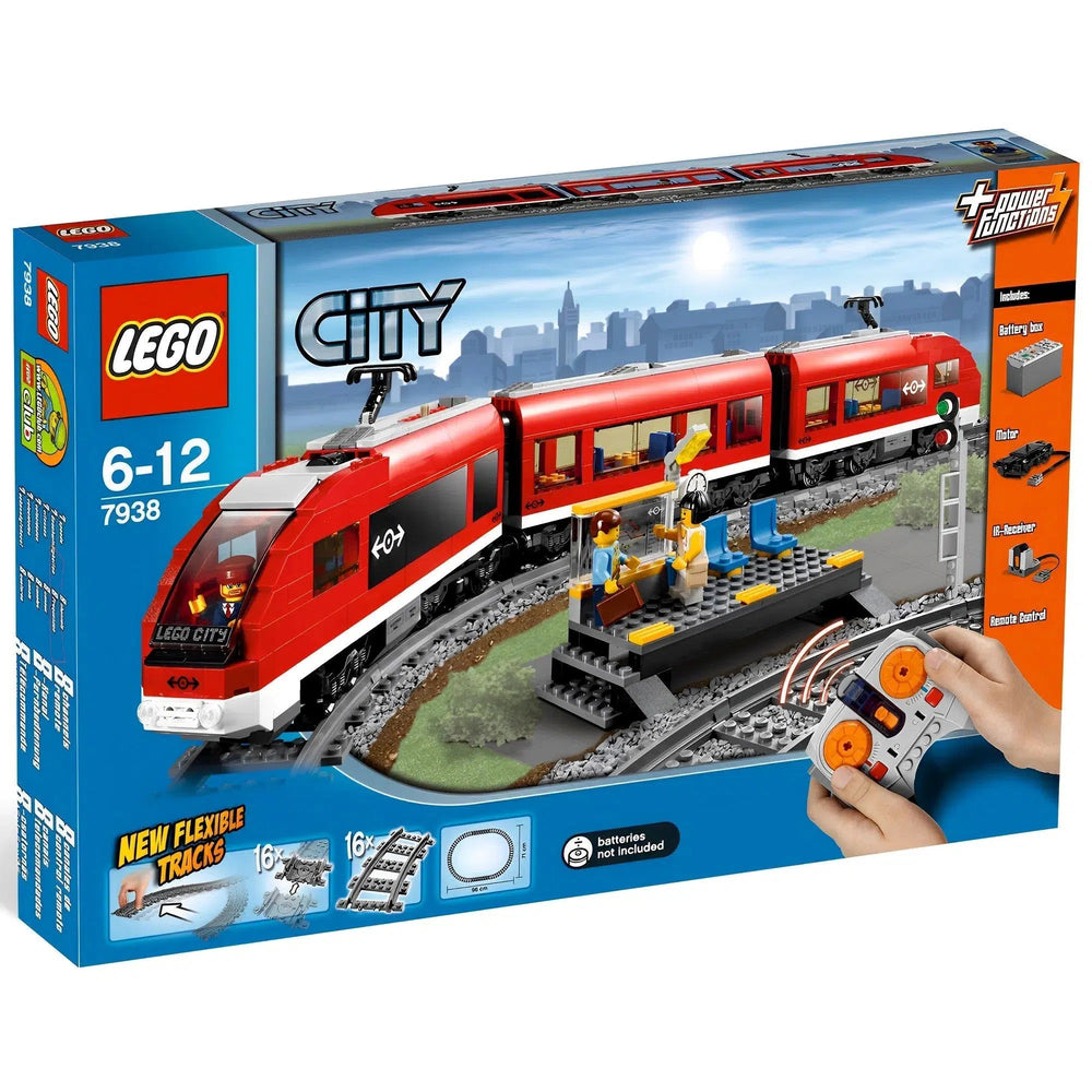 LEGO [City] - Passenger Train Building Set - Trains Series (7938)