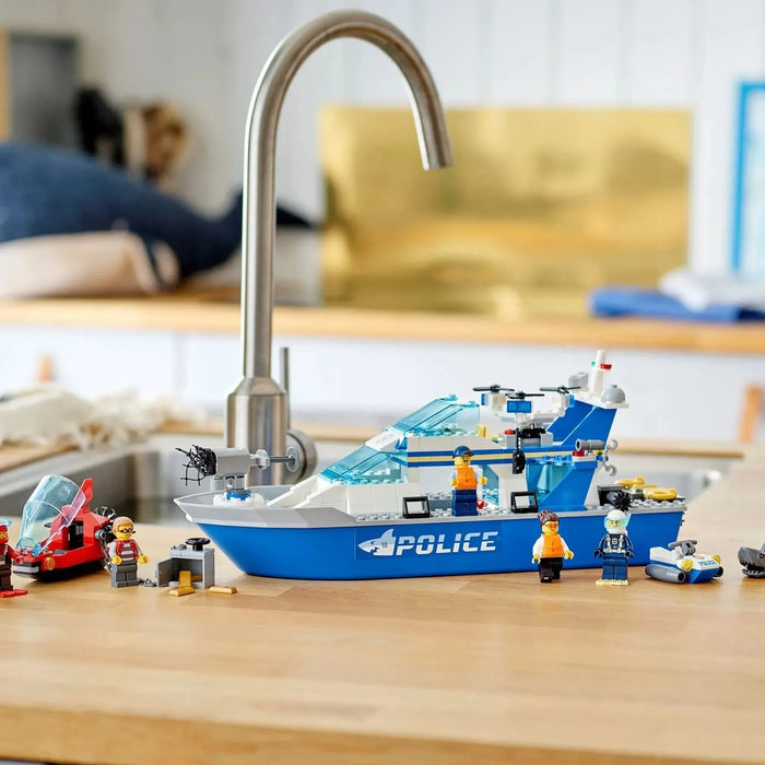 LEGO [City] - Police Patrol Boat Building Set - Police Series (60277)