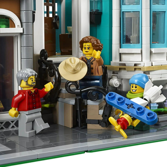 LEGO [Creator Expert] - Bookshop Building Set - Modular Buildings Collection Series (10270)