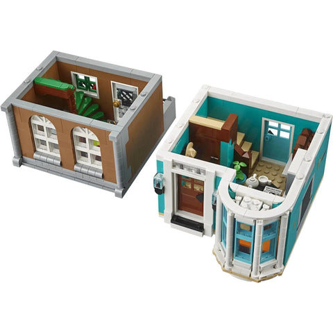 LEGO [Creator Expert] - Bookshop Building Set - Modular Buildings Collection Series (10270)