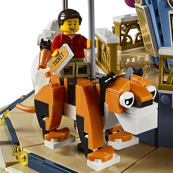 LEGO [Creator Expert] - Carousel Building Set - Fairground Collection Series (10257)