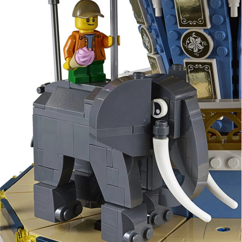 LEGO [Creator Expert] - Carousel Building Set - Fairground Collection Series (10257)