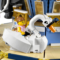 LEGO [Creator Expert] - Carousel Building Set - Fairground Collection Series (10257)