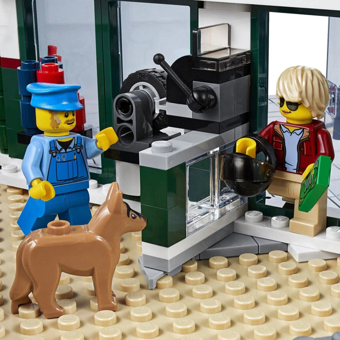 LEGO [Creator Expert] - Corner Garage Building Set - Modular Buildings Collection Series (10264)