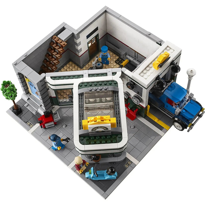 LEGO [Creator Expert] - Corner Garage Building Set - Modular Buildings Collection Series (10264)