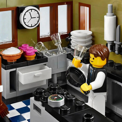 LEGO [Creator Expert] - Parisian Restaurant (10243)