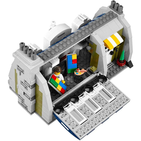 LEGO [Creator Expert] - Parisian Restaurant Building Set - Modular Buildings Collection Series (10243)