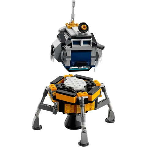 LEGO [Creator] - Space Shuttle Adventure Building Set - 3 in 1 Series (31117)
