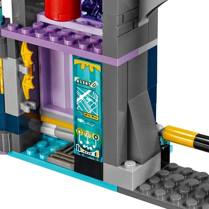 LEGO [DC Comics Super Heroes] - Batgirl Secret Bunker Building Set - Series (41237)