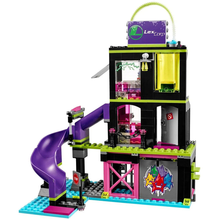 LEGO [DC Comics Super Heroes] - Lena Luthor Kryptomite Factory Building Set - Series (41238)
