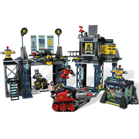 LEGO [DC Comics Super Heroes] - The Batcave Building Set - Batman Series (6860)