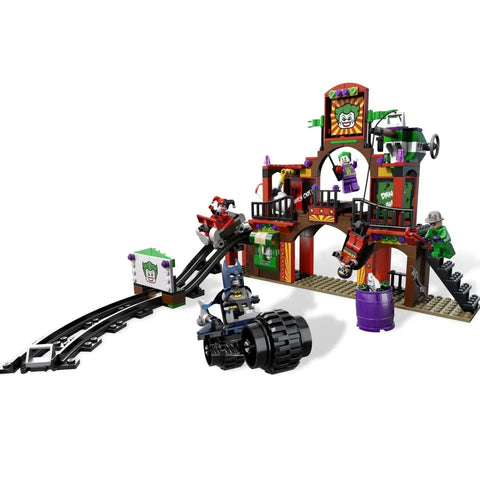 LEGO [DC Comics Super Heroes] - The Dynamic Duo Funhouse Escape Building Set - Batman Series (6857)