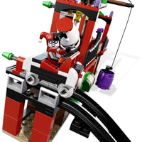 LEGO [DC Comics Super Heroes] - The Dynamic Duo Funhouse Escape Building Set ...- Image 4