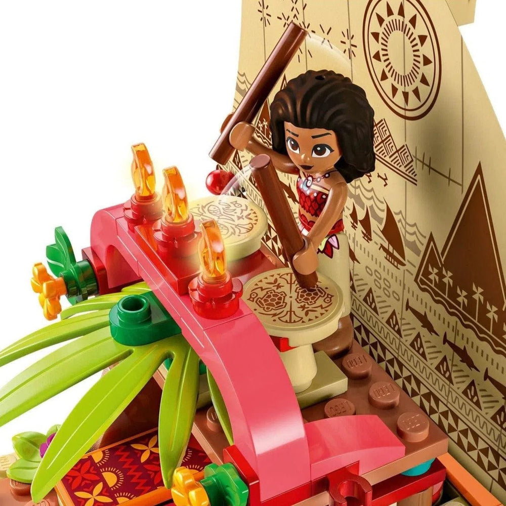 LEGO [Disney] - Moana's Wayfinding Boat Building Set - Moana Series (43210)