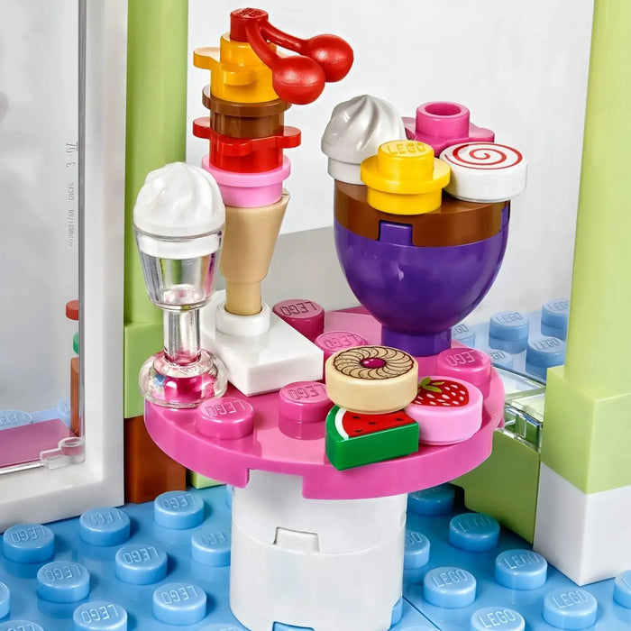 LEGO [Friends] - Heartlake Frozen Yogurt Shop Building Set - Heartlake City Series (41320)