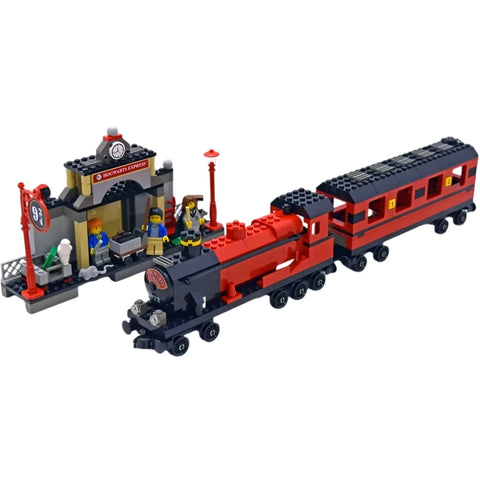 LEGO [Harry Potter] - Hogwarts Express Building Set - Philosopher's Stone Series (4708) - Image 4