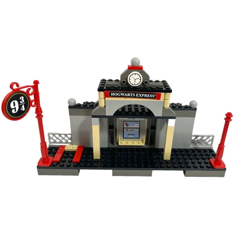 LEGO [Harry Potter] - Hogwarts Express Building Set - Philosopher's Stone Series (4708) - Image 5