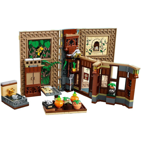 LEGO [Harry Potter] - Hogwarts Moment: Herbology Class Building Set (76384) - Image 5