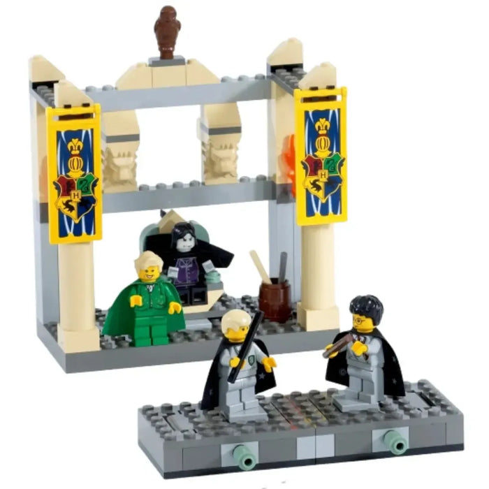 LEGO [Harry Potter] - The Dueling Club Building Set - Chamber of Secrets Series (4733)
