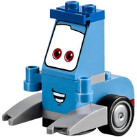 LEGO [Juniors] - Guido and Luigi's Pit Stop Building Set - Cars 3 Series (10732)- Image 5