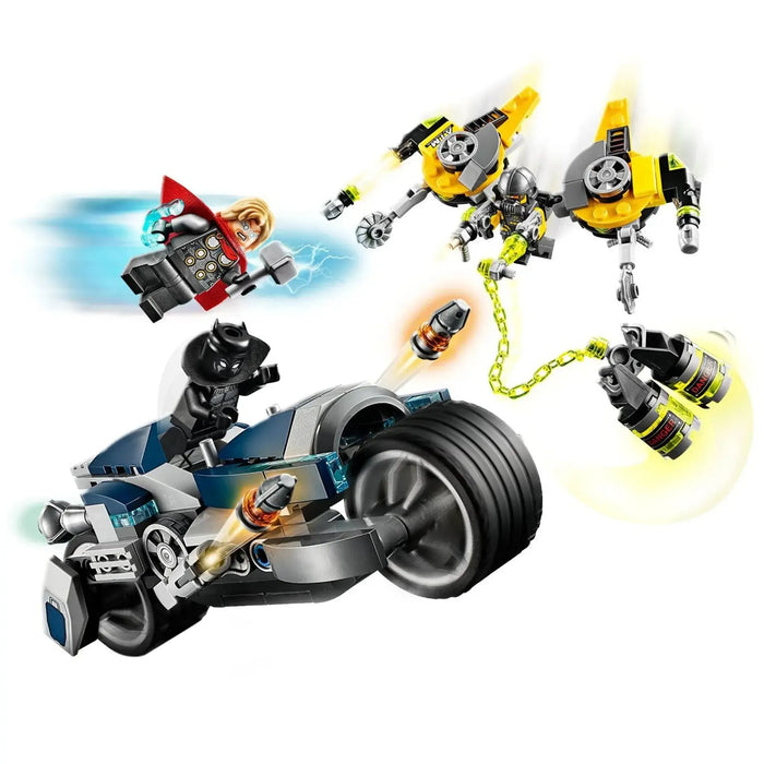 LEGO [Marvel Super Heroes] - Avengers Speeder Bike Attack Building Set - Avengers Series (76142)